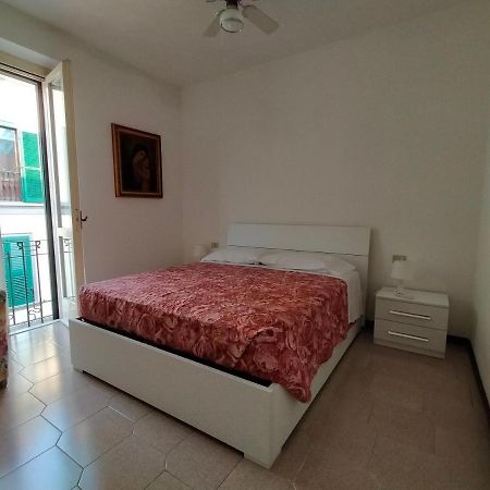 Central Guesthouse Cir 015146-Cni-01484 Милан Экстерьер фото