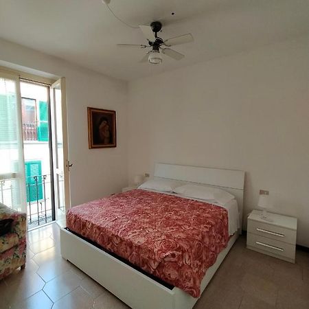 Central Guesthouse Cir 015146-Cni-01484 Милан Экстерьер фото