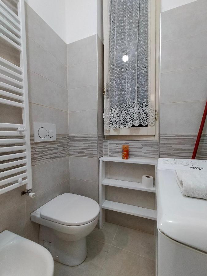 Central Guesthouse Cir 015146-Cni-01484 Милан Экстерьер фото
